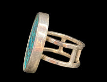 Load image into Gallery viewer, Sterling Silver Bezel Set Elongated Large Oval Ring - Elegant Elements By Kelly-side view
