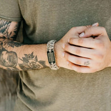 Load image into Gallery viewer, Men's Camo Paracord Bronze Flag Bracelet
